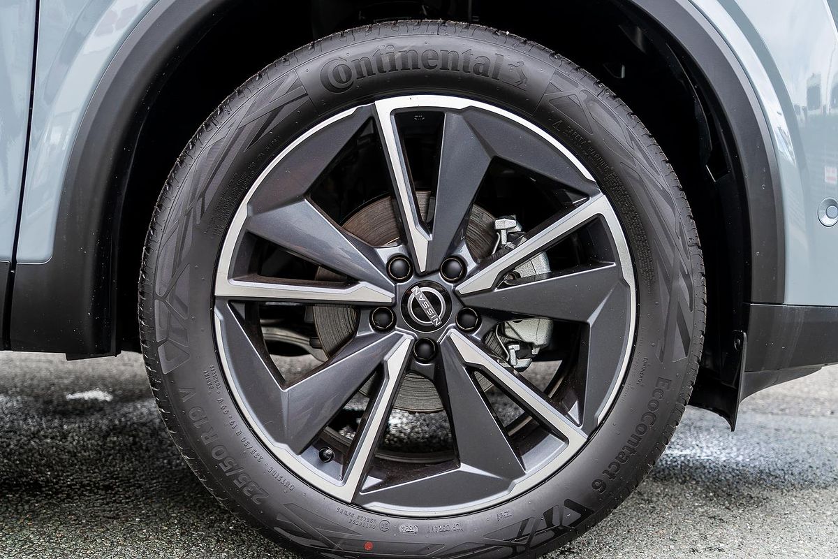 2024 Nissan QASHQAI Ti J12