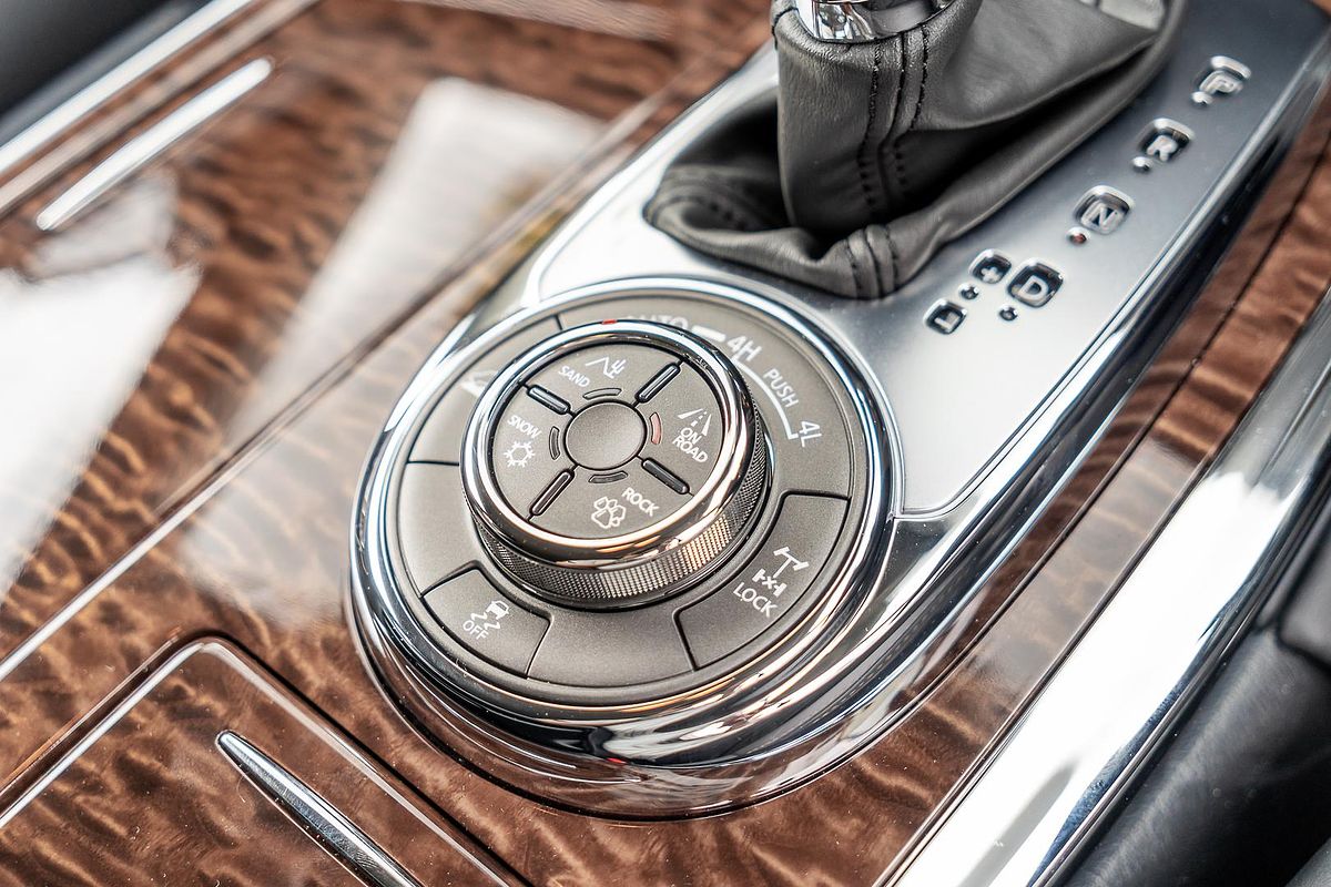2024 Nissan Patrol Ti Y62