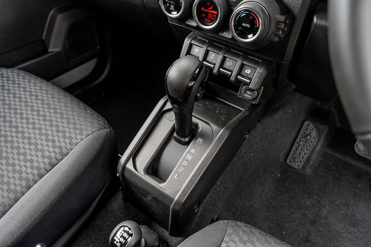 2024 Suzuki Jimny GLX GJ