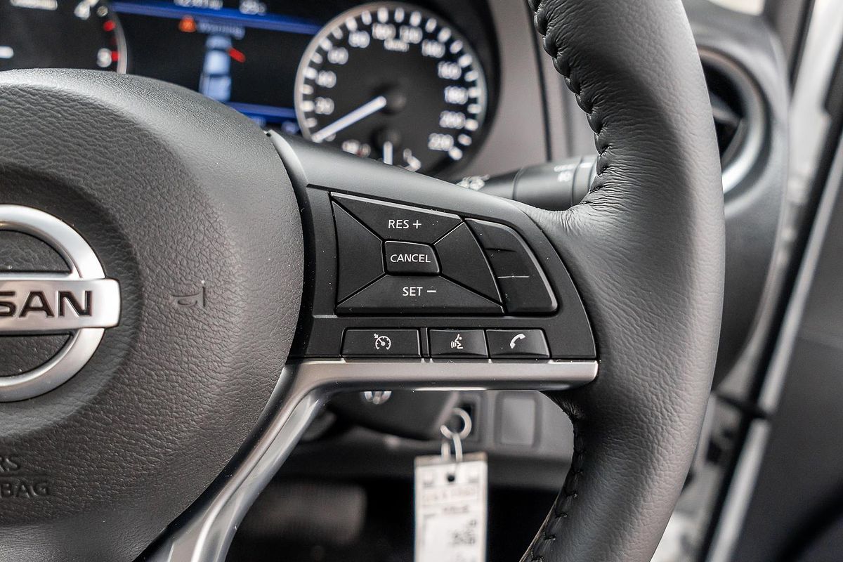 2024 Nissan Navara ST D23 4X4