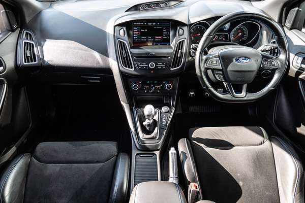 2016 Ford Focus RS LZ
