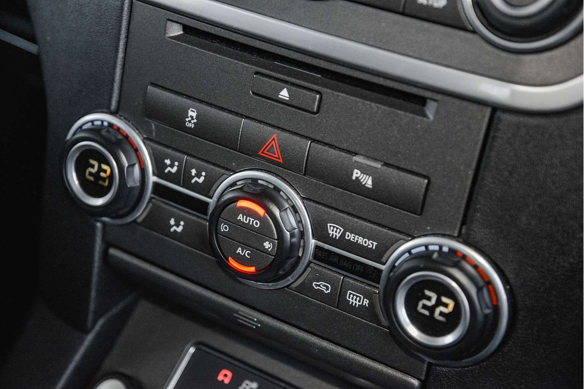 2015 Land Rover Discovery SDV6 SE Series 4