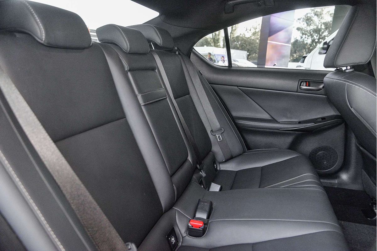 2020 Lexus IS IS300h Luxury AVE30R