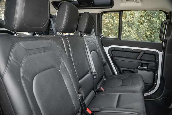 2024 Land Rover Defender 110 P300 S L663