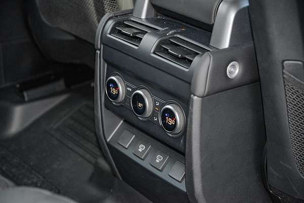 2024 Land Rover Defender 110 P300 S L663