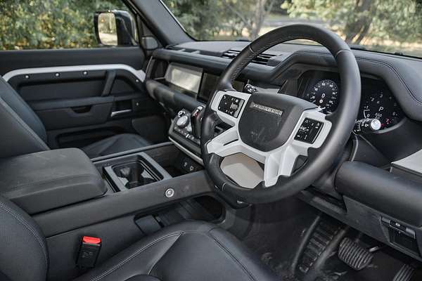 2024 Land Rover Defender 110 P300 S L663