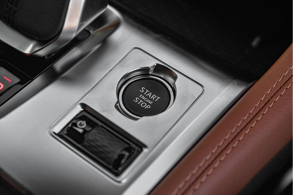2024 Jaguar F-PACE PHEV P400e R-Dynamic SE 90th Anniversary Edition X761