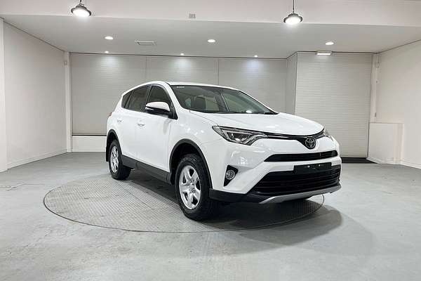 2018 Toyota RAV4 GX ASA44R
