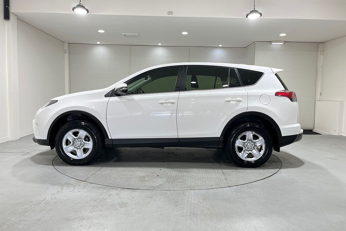2018 Toyota RAV4 GX ASA44R