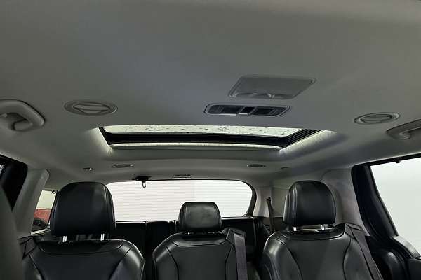 2022 Kia Carnival Platinum KA4