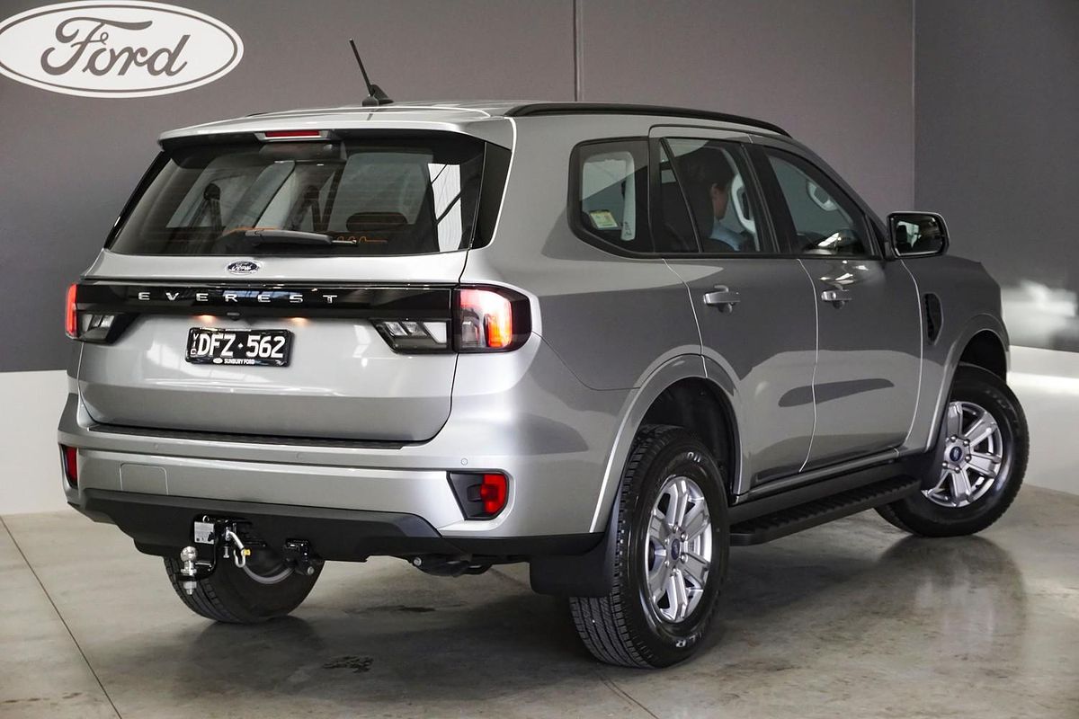 2024 Ford Everest Ambiente