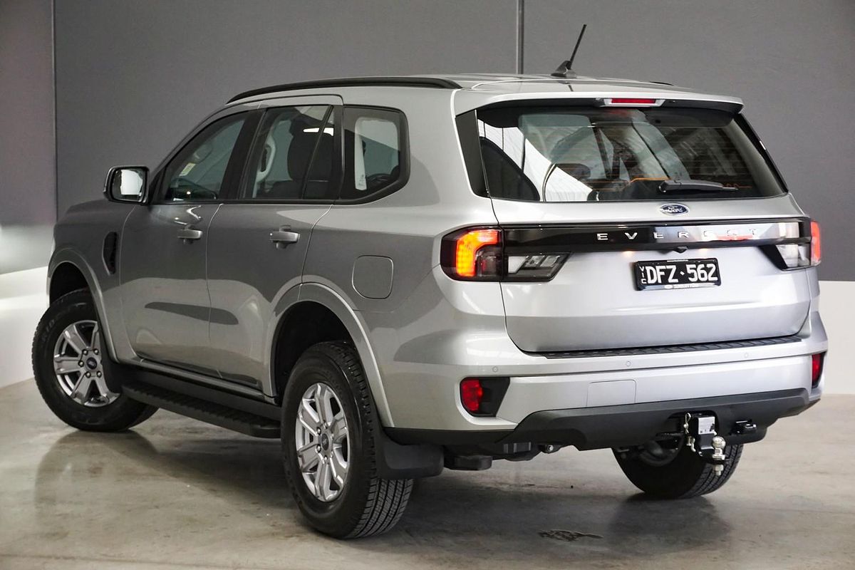 2024 Ford Everest Ambiente