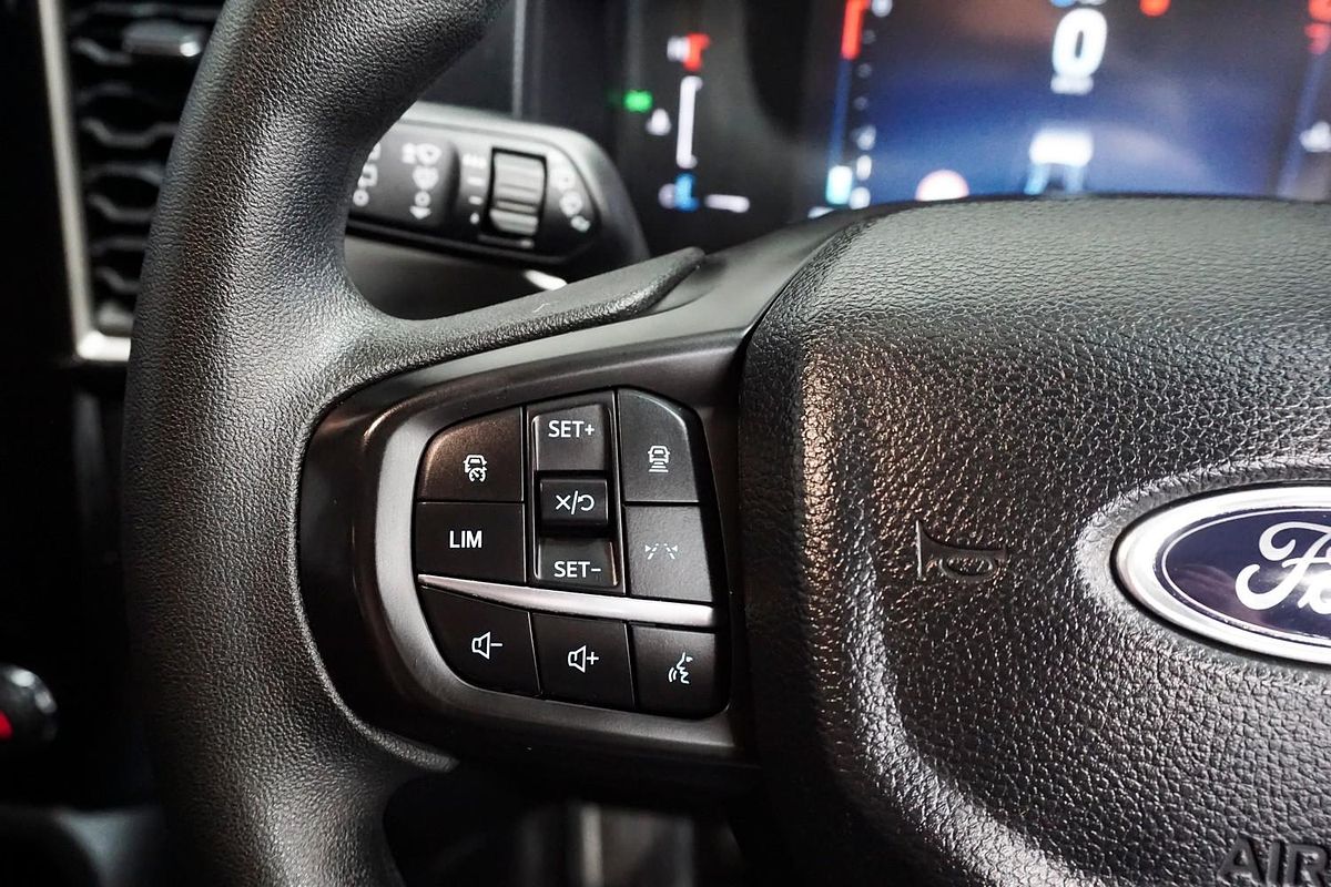 2024 Ford Everest Ambiente