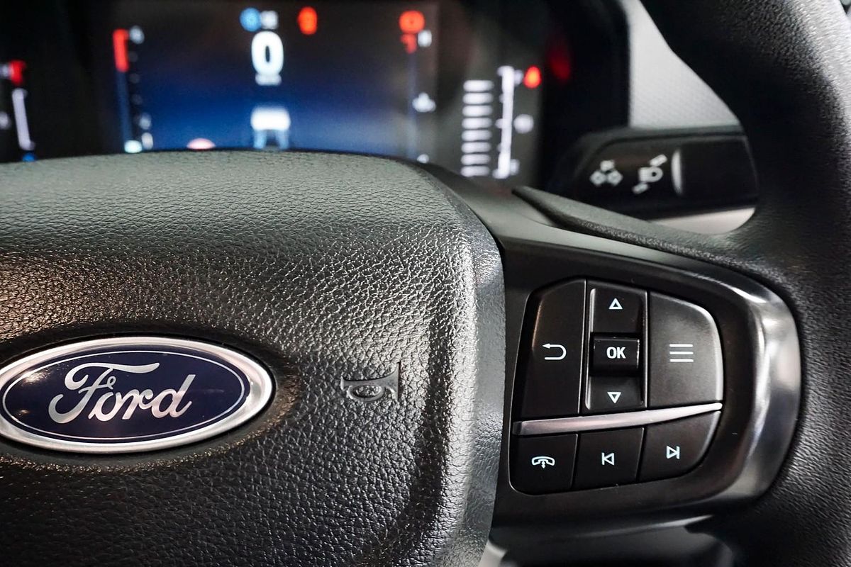 2024 Ford Everest Ambiente