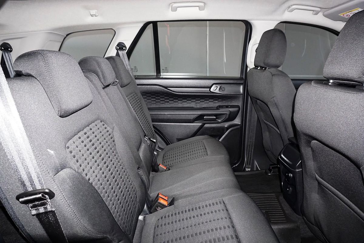 2024 Ford Everest Ambiente