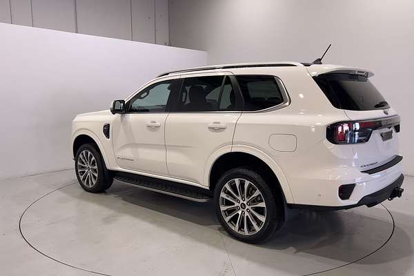 2024 Ford Everest Platinum
