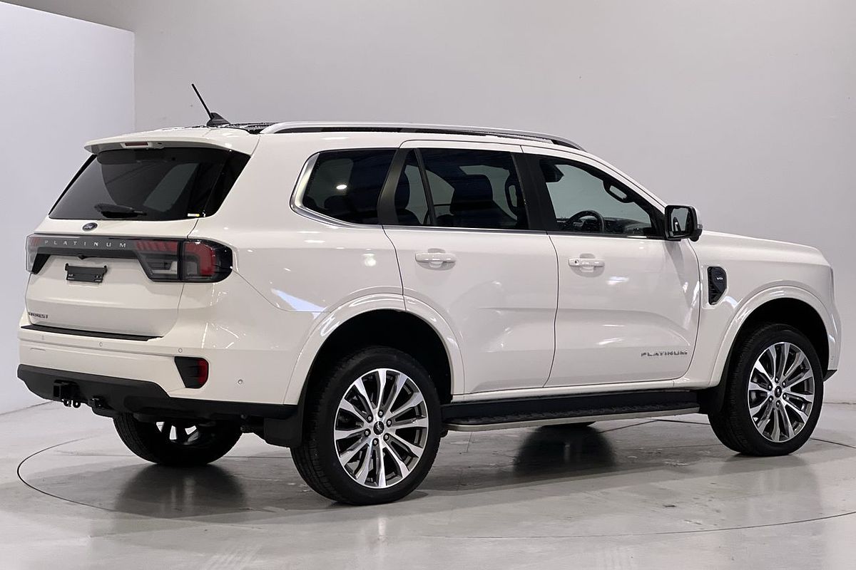 2024 Ford Everest Platinum