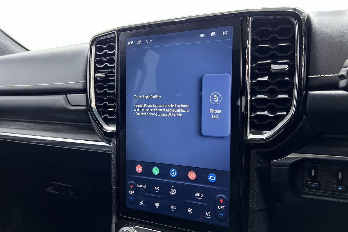 2024 Ford Everest Platinum
