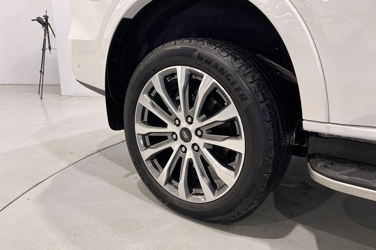 2024 Ford Everest Platinum