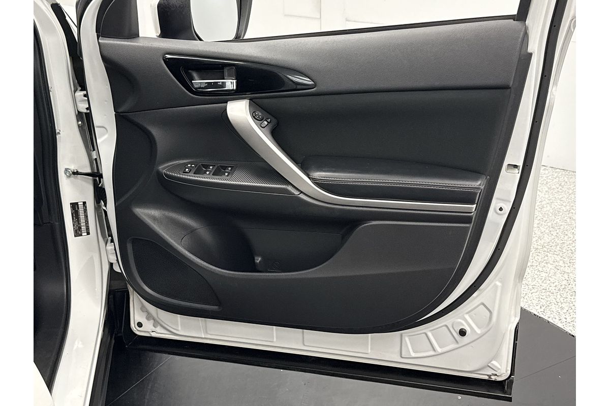 2019 Mitsubishi Eclipse Cross LS YA