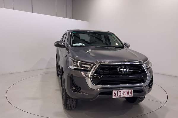 2022 Toyota Hilux SR5 GUN126R 4X4