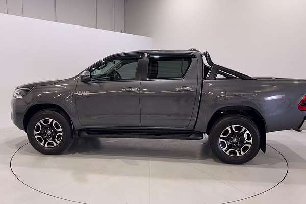 2022 Toyota Hilux SR5 GUN126R 4X4