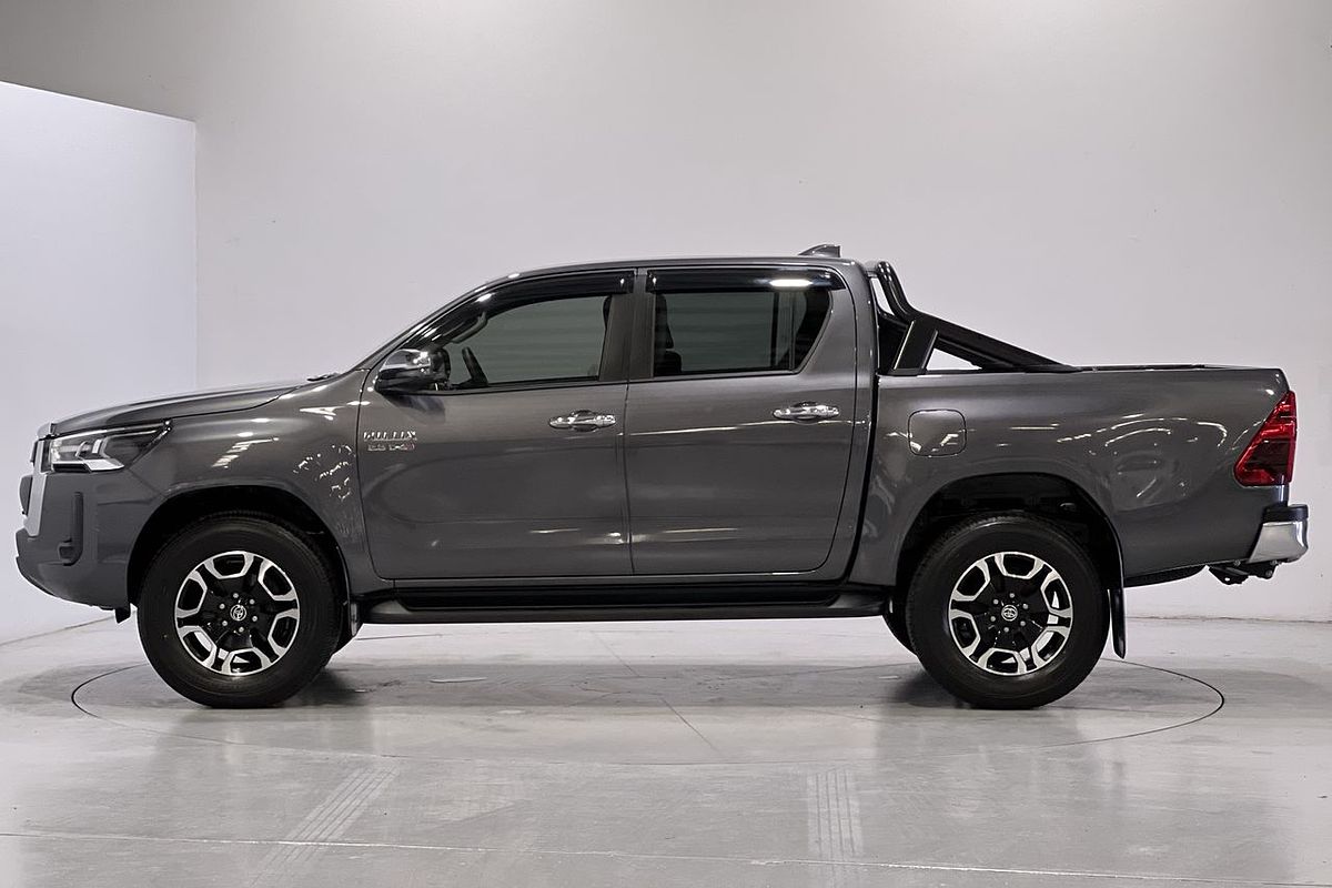 2022 Toyota Hilux SR5 GUN126R 4X4