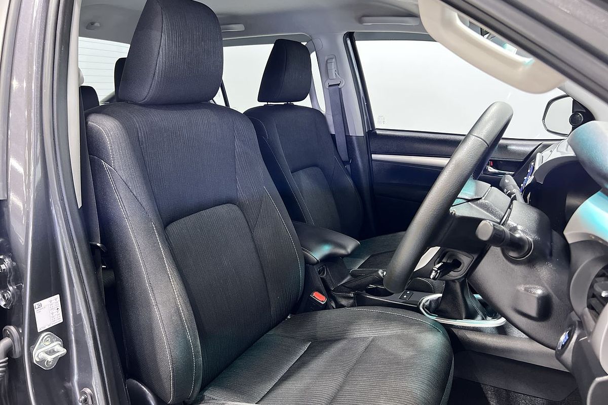 2022 Toyota Hilux SR5 GUN126R 4X4