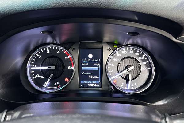 2022 Toyota Hilux SR5 GUN126R 4X4