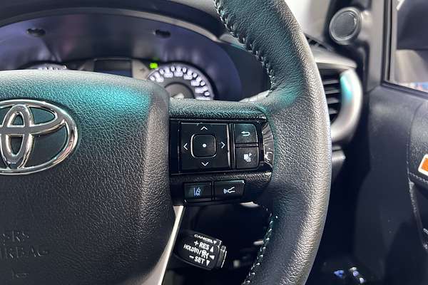 2022 Toyota Hilux SR5 GUN126R 4X4