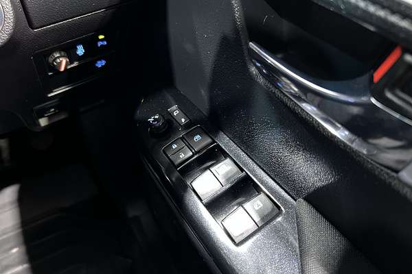 2022 Toyota Hilux SR5 GUN126R 4X4