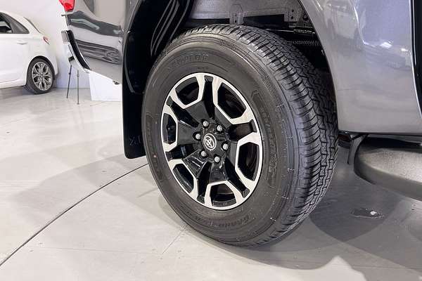 2022 Toyota Hilux SR5 GUN126R 4X4