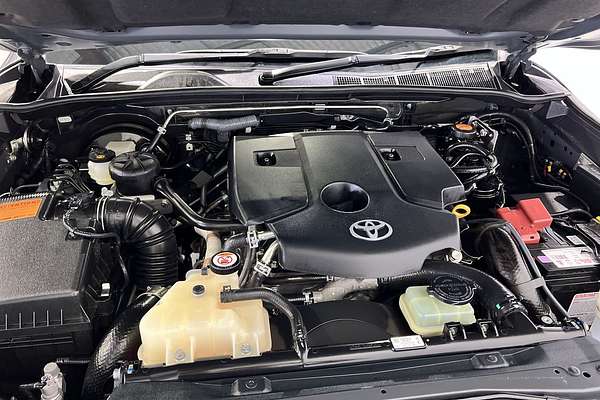2022 Toyota Hilux SR5 GUN126R 4X4