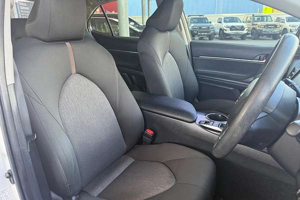 2020 Toyota Camry Ascent AXVH71R
