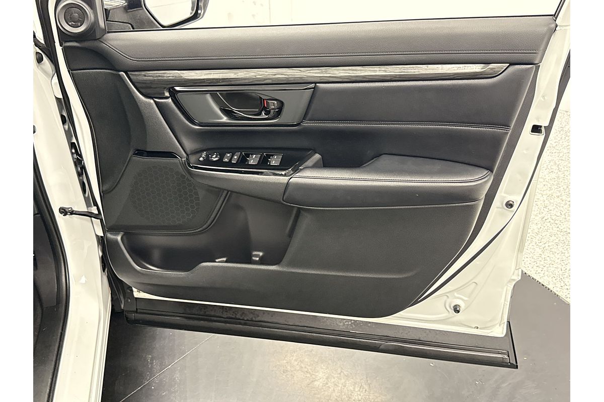 2022 Honda CR-V Black Edition RW