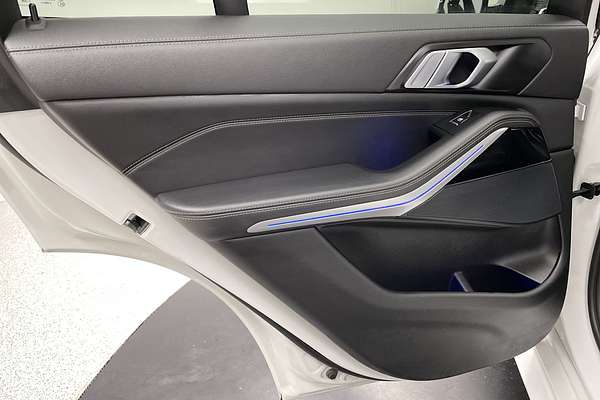2022 BMW X5 xDrive40i M Sport G05