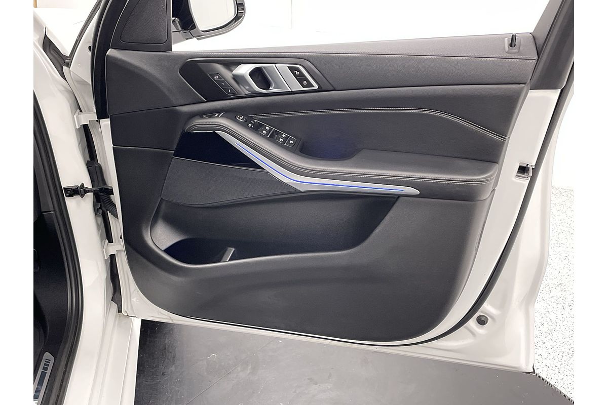 2022 BMW X5 xDrive40i M Sport G05