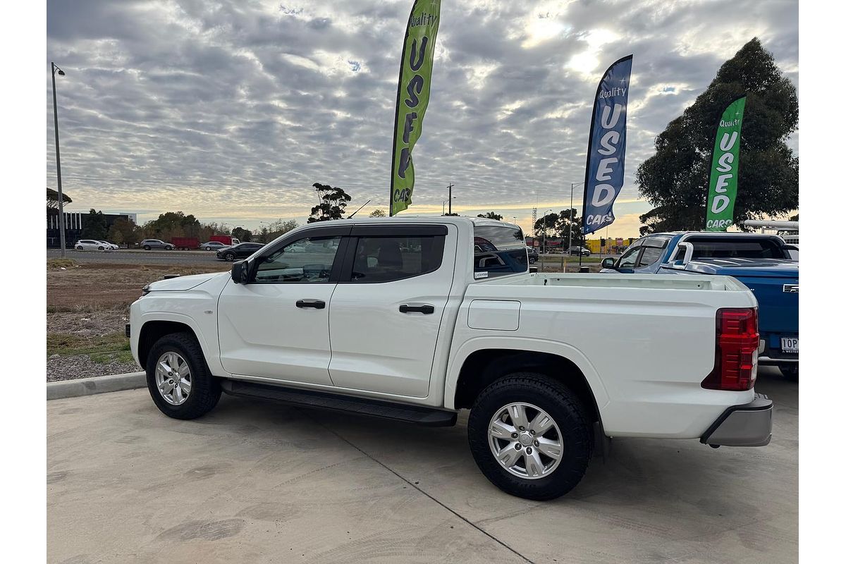 2024 Mitsubishi Triton GLX+ MV 4X4