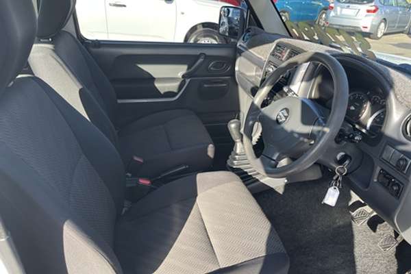 2012 Suzuki Jimny Sierra SN413 T6