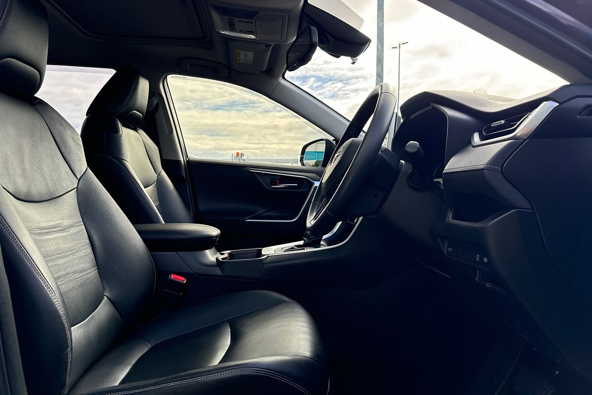 2019 Toyota RAV4 Cruiser MXAA52R