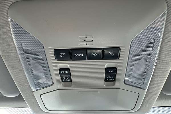 2019 Toyota RAV4 Cruiser MXAA52R