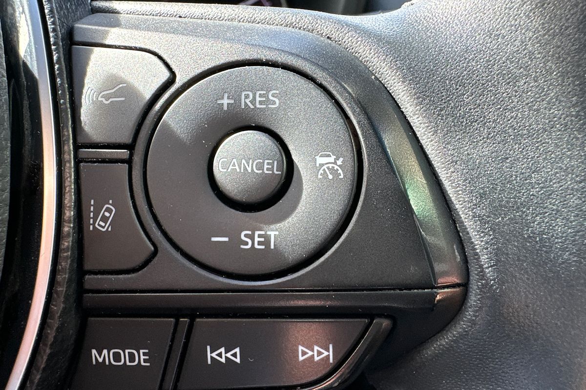 2019 Toyota RAV4 Cruiser MXAA52R