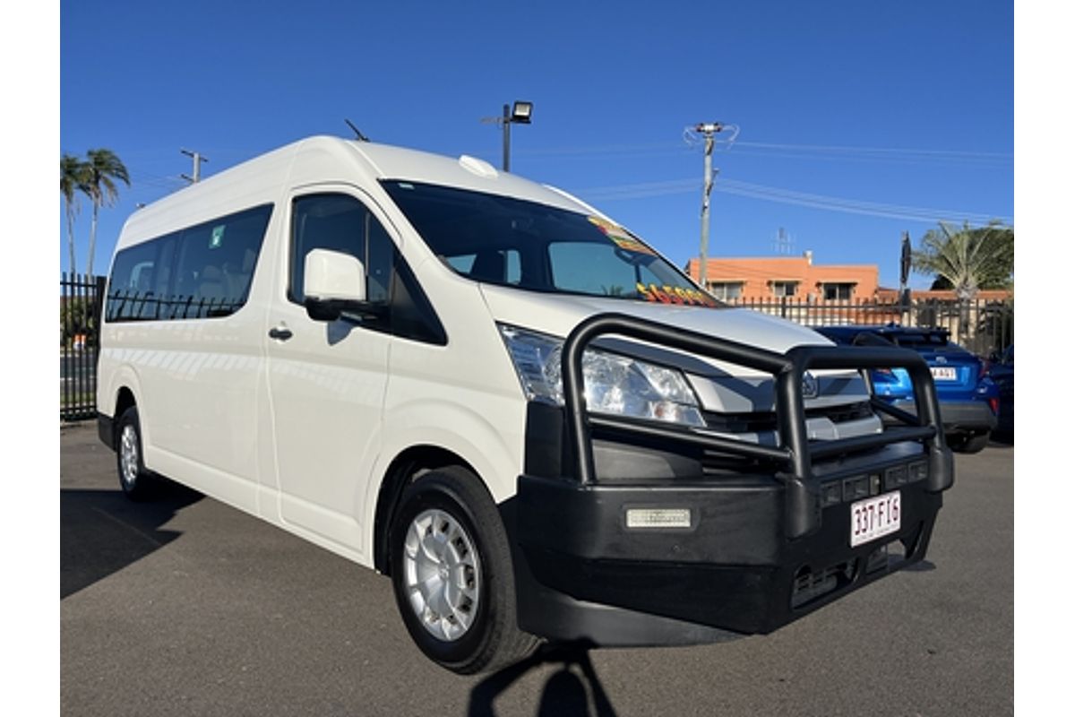 2022 Toyota Hiace Commuter GDH322R