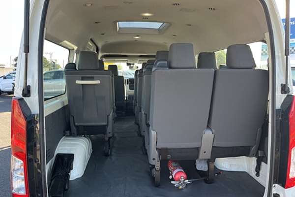 2022 Toyota Hiace Commuter GDH322R
