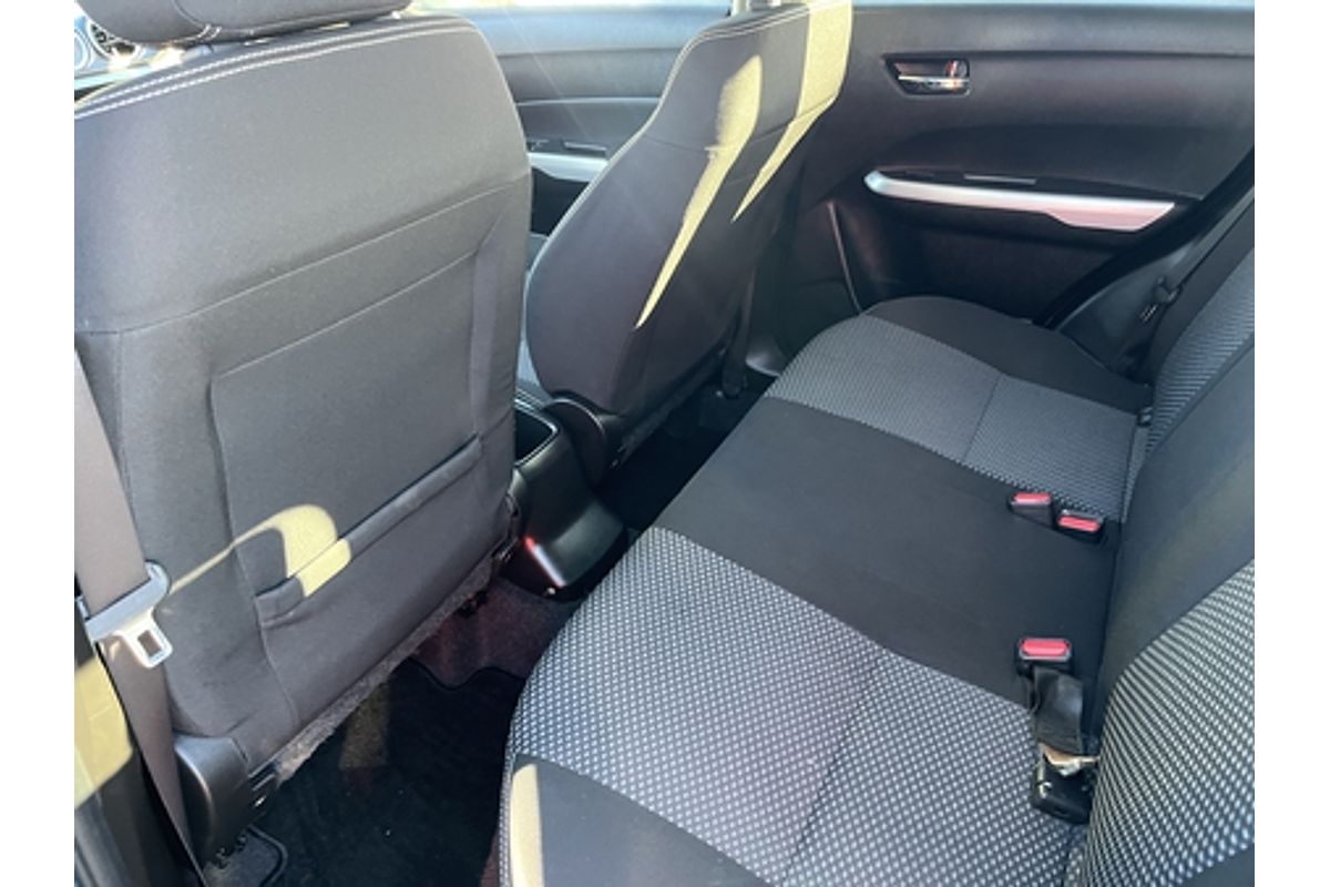 2016 Suzuki VITARA rt-s LY