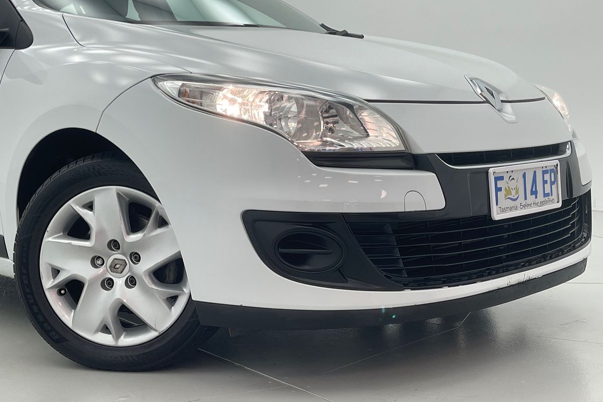 2013 Renault MEGANE EXPRESSION 6 SP MANUAL 5D HATCHBACK T4 