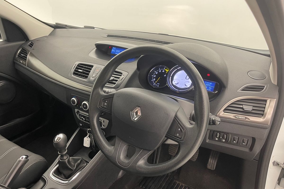 2013 Renault MEGANE EXPRESSION 6 SP MANUAL 5D HATCHBACK T4 