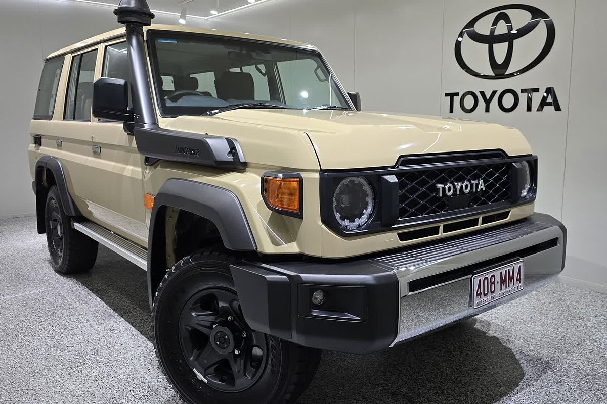 2024 Toyota Landcruiser GXL GDJL76R