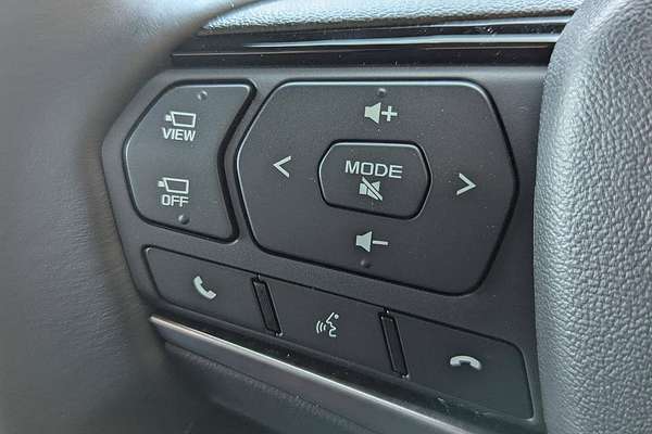 2025 Isuzu MU-X X-TERRAIN