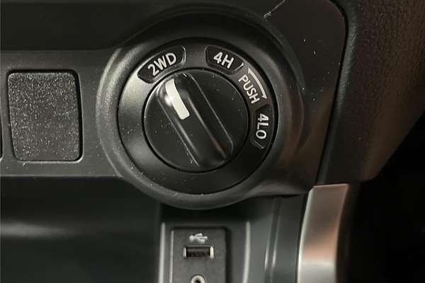 2017 Nissan Navara RX D23 Series 3 4X4